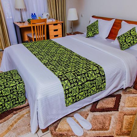 One Click Hotel キガリ エクステリア 写真
